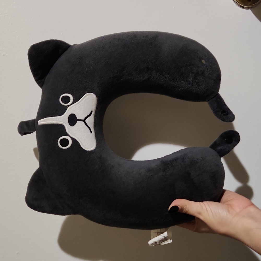 Cute neck support (travel)